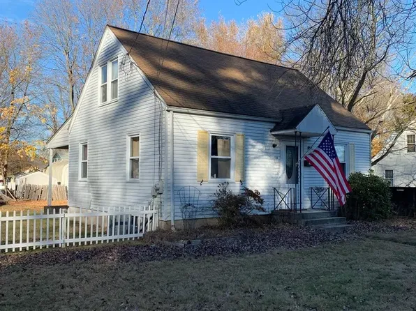 156 Douglas Dr, Meriden, CT 06451