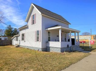 124 Amity St, Lowell, MI 49331