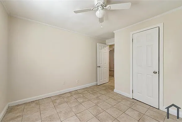 5745 Holland St — Photo 12