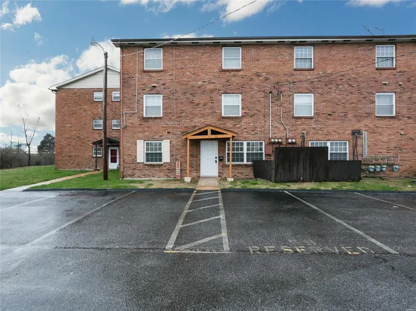 6990 Colonial Woods Dr, Saint Louis, MO 63129