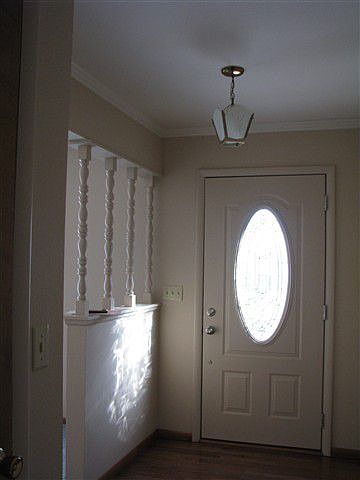 1st image of 605 Lexington Dr