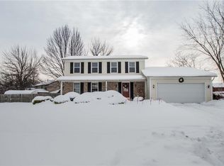 176 Pinebrook Dr, Rochester, NY 14616