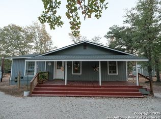 261 Oak Hollow, La Vernia, TX 78121