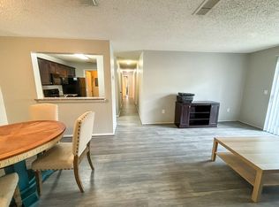 3705 SW 27th St APT 317, Gainesville, FL 32608