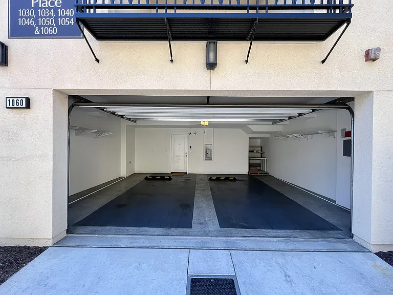 1060 Goldenstar Pl — Photo 18