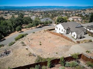 2118 Wedgewood Way, Santa Rosa, CA 95404