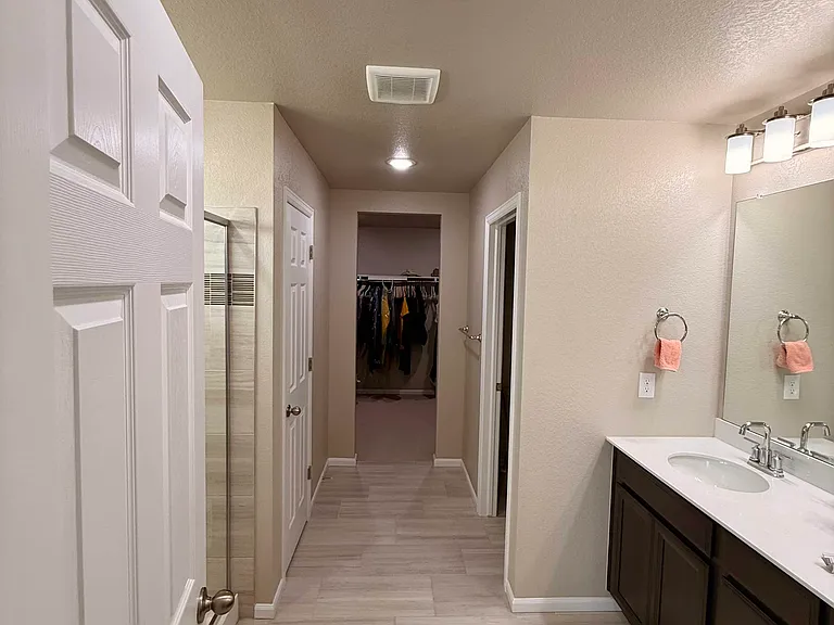 577 Red Valley Trl — Photo 8
