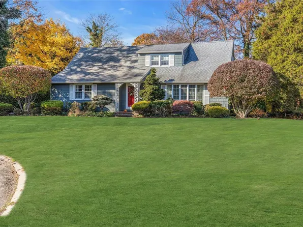 242 Shadybrook Lane, West Islip, NY 11795