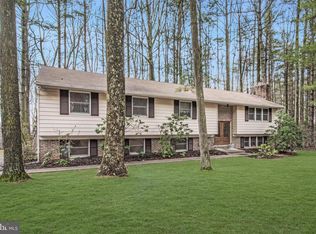 23 Pinewood Farm Ct, Owings Mills, MD 21117