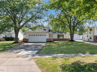 5981 Marra Dr, Bedford Heights, OH