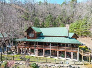580 Natural Bridge Rd, Scaly Mountain, NC 28775