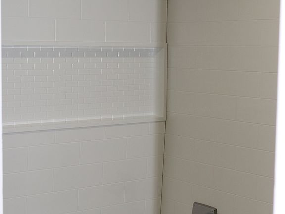 5th image of 117 S Church St #2