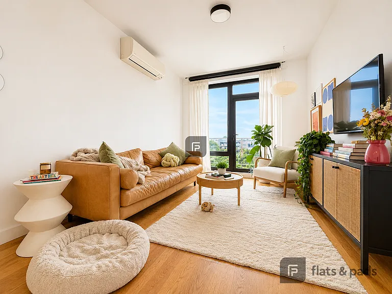 740 Dekalb Ave #704 — Photo 1
