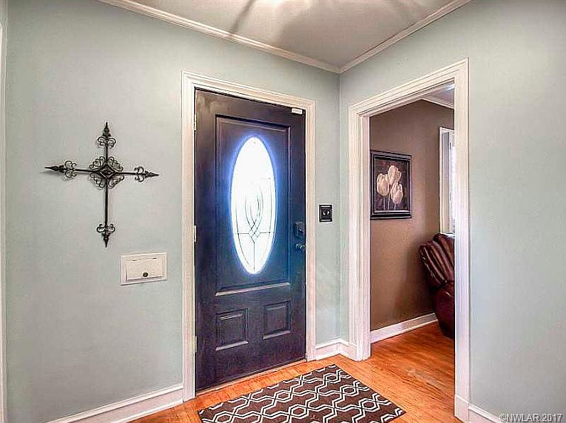 1st image of 3340 Alexander Ave