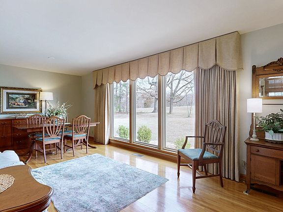 4th image of 4334 Louise Rd