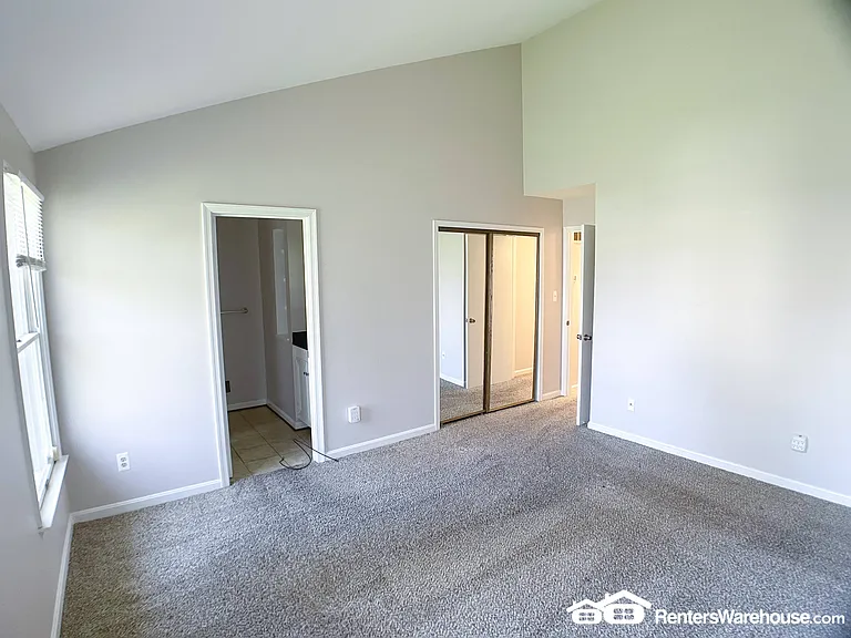 422 Reading Ave — Photo 15