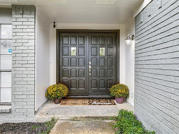 2nd image of 3840 Casa Del Sol Ln