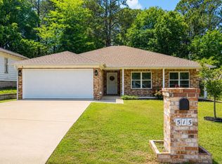 515 S Shady Ln, Benton, AR 72015