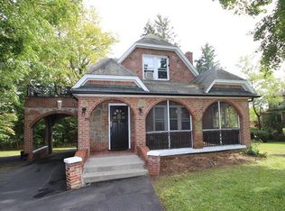 214 Old Bates Gates Rd, New Hampton, NY 10958