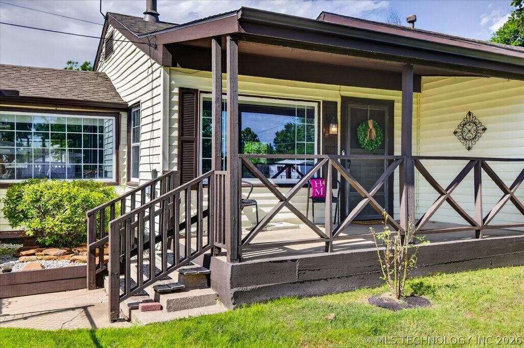 Apartment in Bartlesville, Washington - View 3