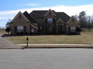 4042 Dawkins Farm Dr, Olive Branch, MS 38654