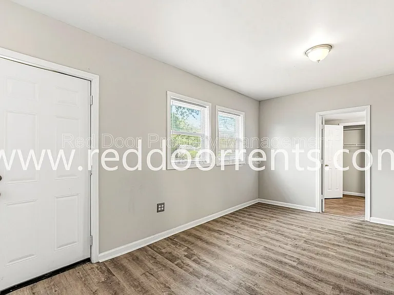 3207 N Arsenal Ave — Photo 10