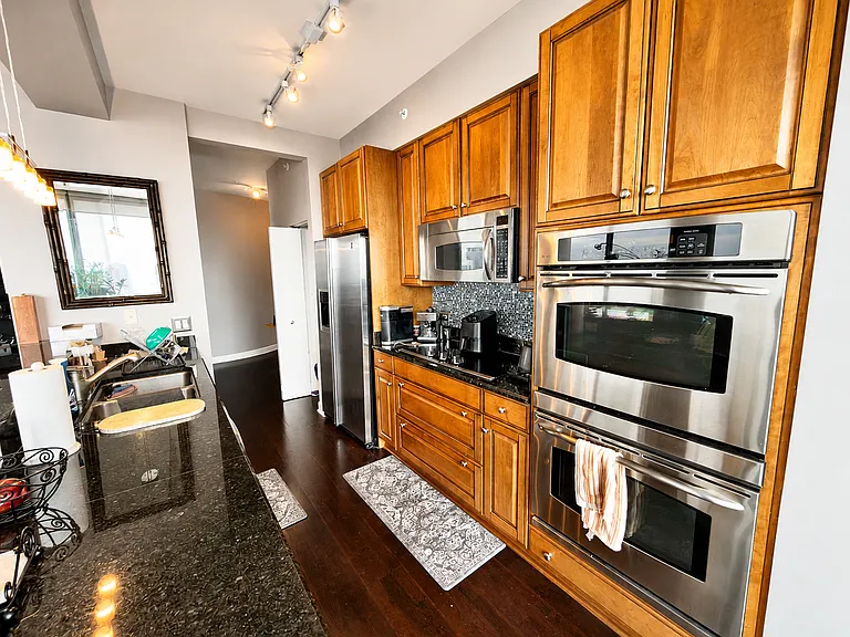 1235 S Prairie Ave #3305 — Photo 5