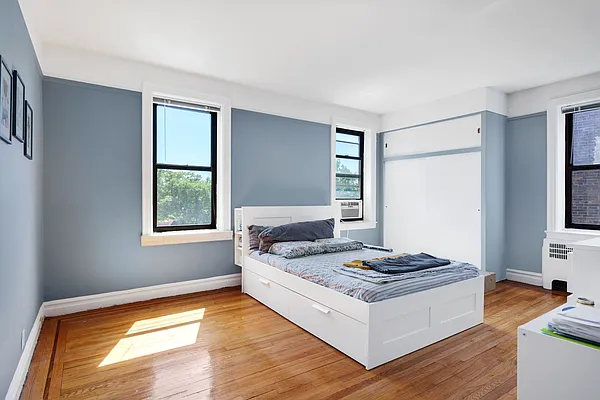 Sold by Compass | media 14