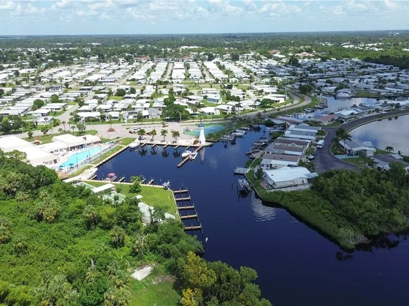 14513 Nathan Hale Ln, North Fort Myers, FL 33917