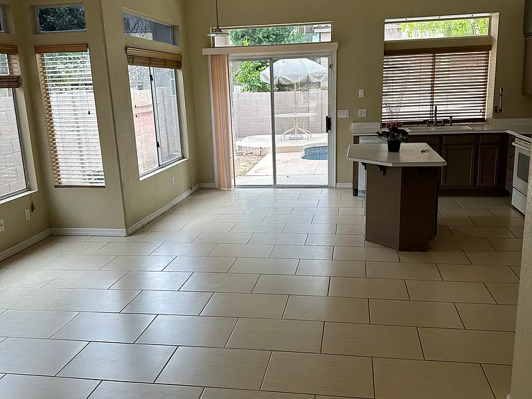 243 W Calle Monte Vista Dr — Photo 5