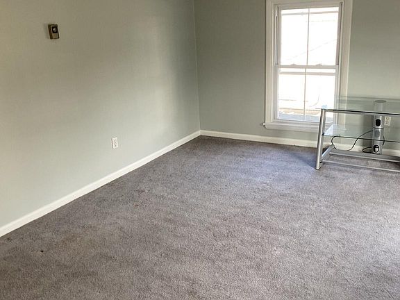 4th image of 321 Choptank Ave