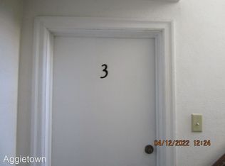 814 Thurston St #3, Manhattan, KS 66502
