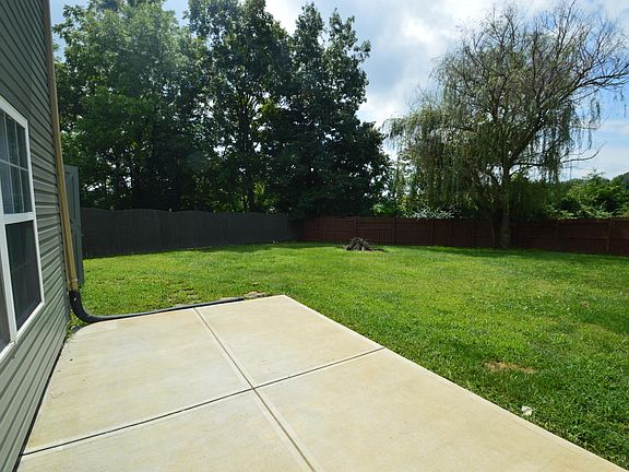 3rd image of 5456 Twin Bridge Cir