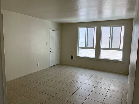 3rd image of 4036 Beloveria Ct APT 2