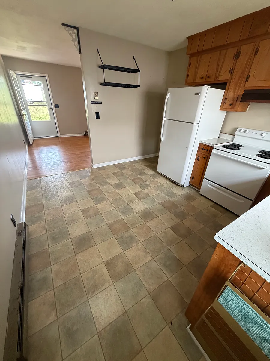 Building Photo - 709A N Greenwich Dr #A