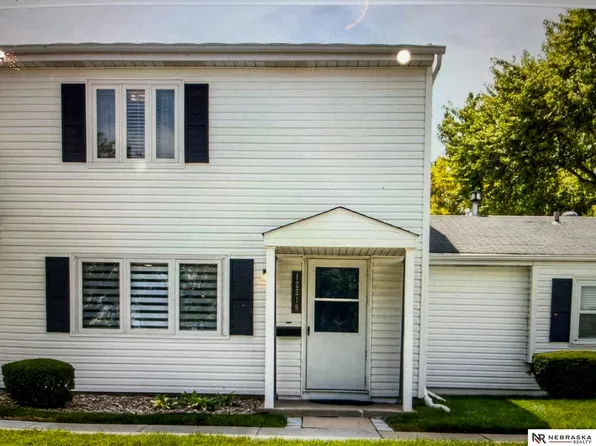 12219 Westwood Ln, Omaha, NE 68144