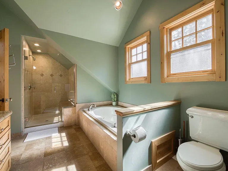 11262 Comstock Dr — Photo 12
