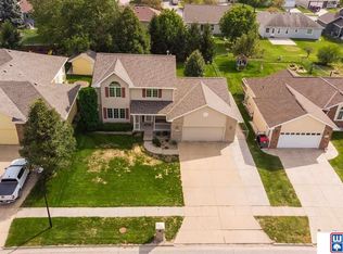 1811 Indigo Rd, Lincoln, NE 68521