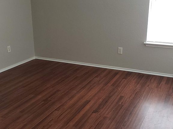 4th image of 9323 Crimnson Ct