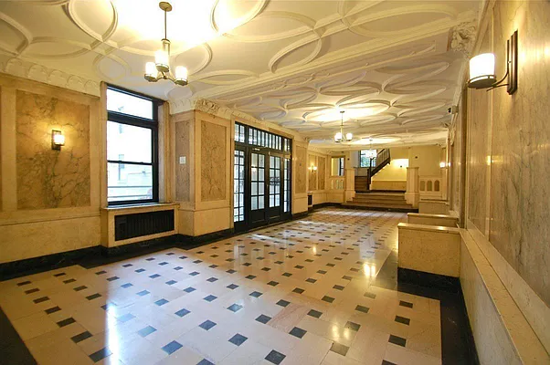 Rented by Bohemia Realty Group | media 11