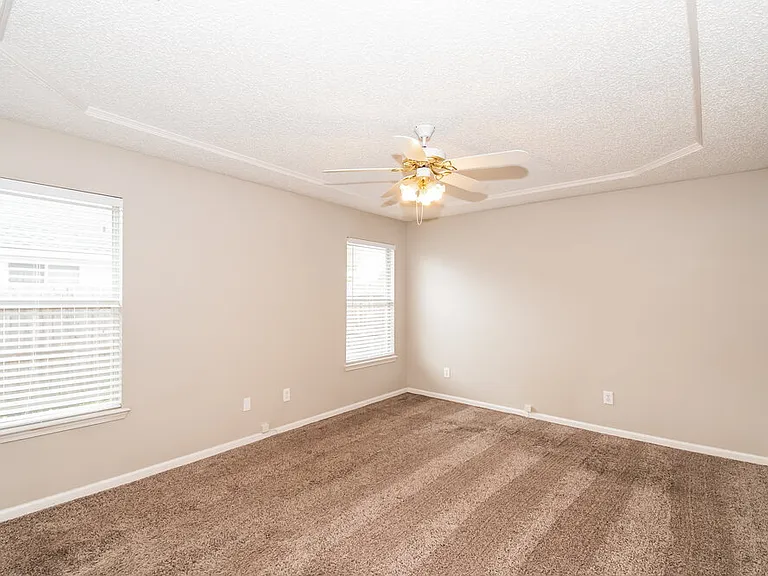 3138 Haverhill Ct — Photo 7