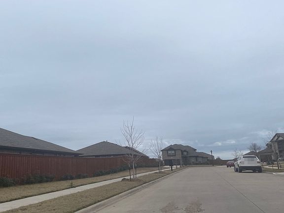 5th image of 3804 Elkhorn Ln
