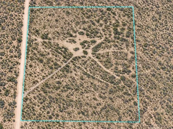 51733 New Century Rd, Essex, CA 92332