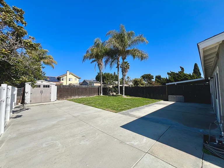 4602 Calle Del Palo — Photo 16
