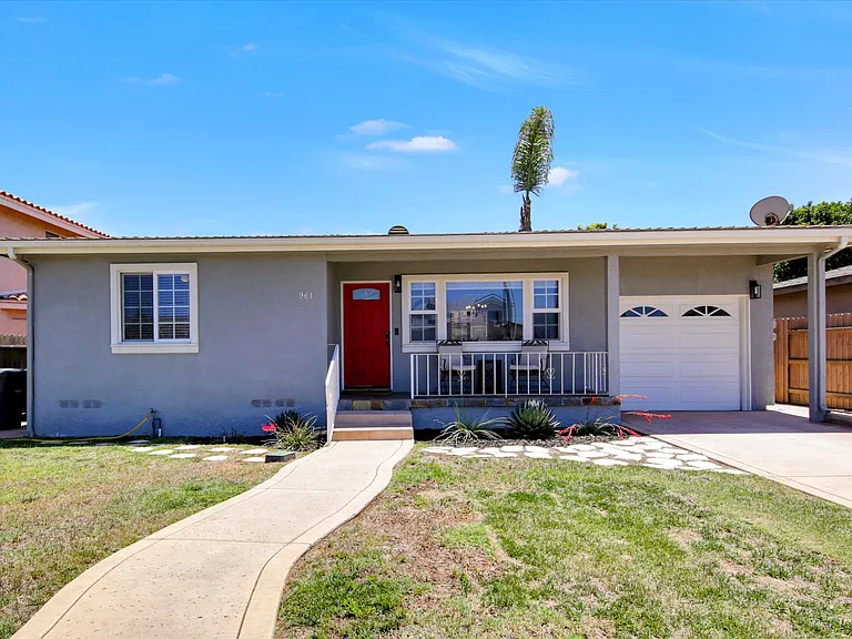 961 Florence St — Photo 26