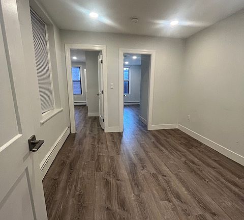 3rd image of 44 Joy St APT 6