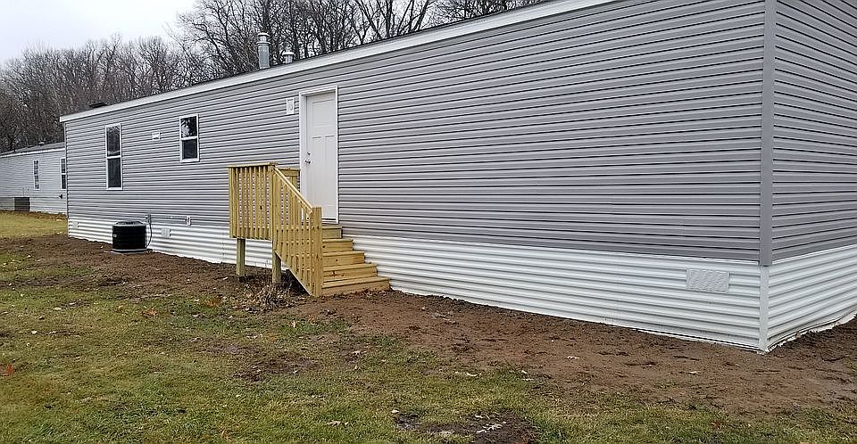 1st image of 350 Johnson Ave SE #F2