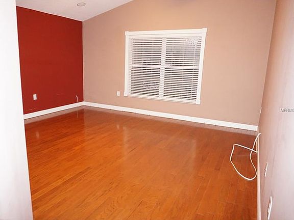 4th image of 6224 Interbay Ave