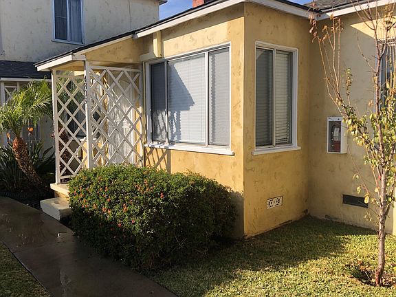 4th image of 4801 Clark Ave Unit 7