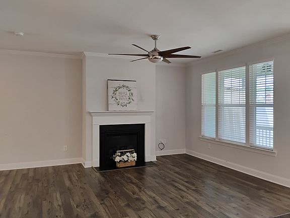 4th image of 446 Shale Creek Dr